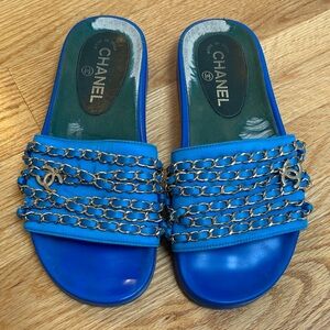 Chanel Blue Chain Logo Slides Size 37